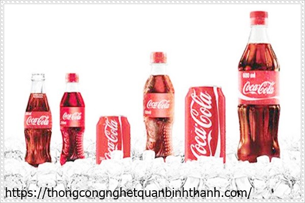 D&ugrave;ng nước coca để th&ocirc;ng ống nước thải