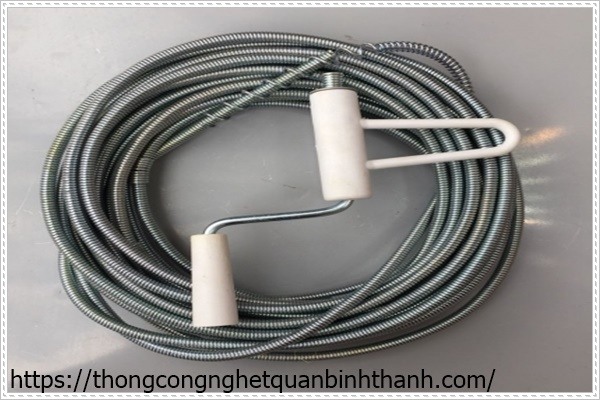 Một dạng dây lò xo thông cống